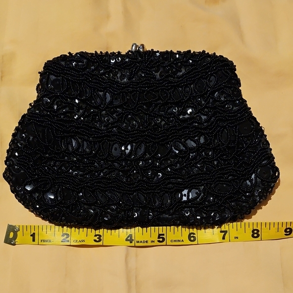 Vintage Handbags - Vintage Beaded Black Clutch Evening Bag